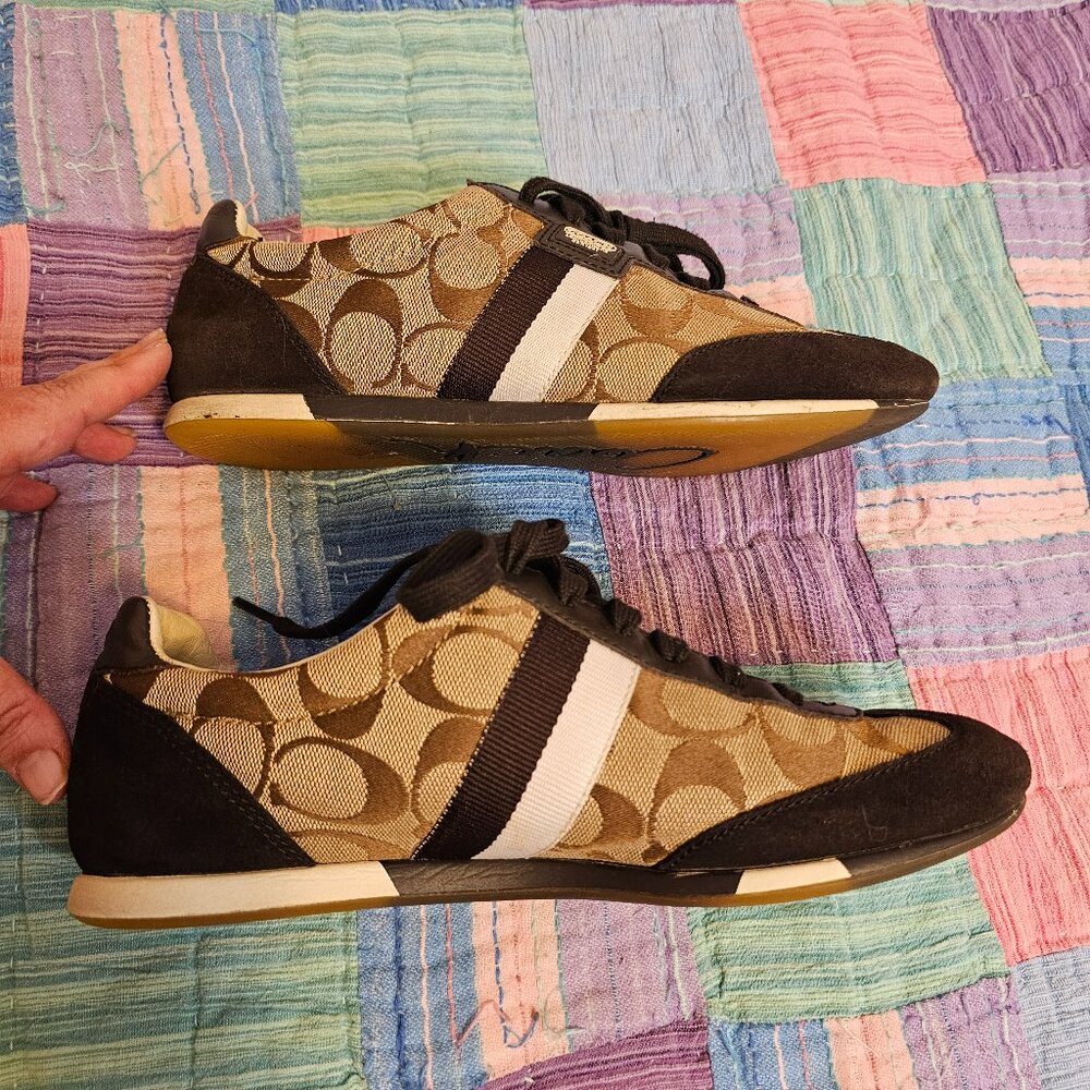Coach Joss Monogram Lace up Shoes size 8, Tan and Brown - Picture 3 of 5
